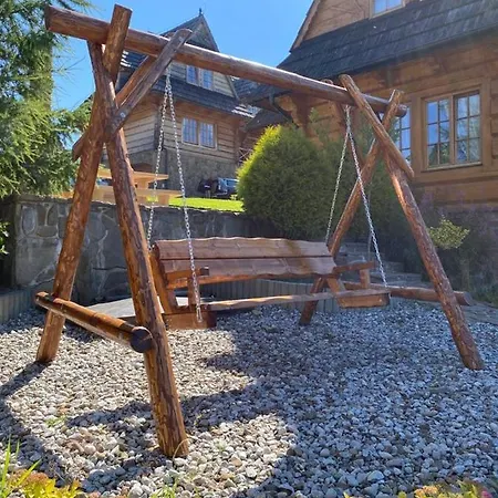 Smerkowy Dworek Villa *